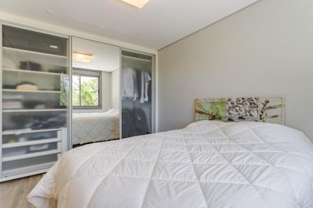 Quarto de apartamento à venda com 1 quarto, 56m² em Petrópolis, Porto Alegre