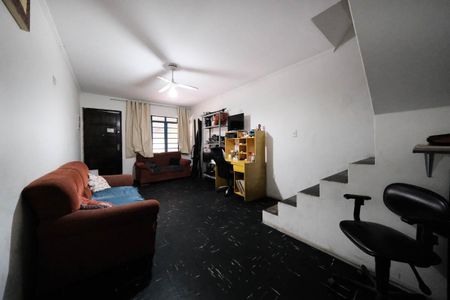 Sala de casa para alugar com 2 quartos, 140m² em Vila Paranagua, São Paulo