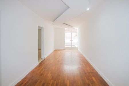 Casa à venda com 3 quartos, 150m² em Campo Belo, São Paulo