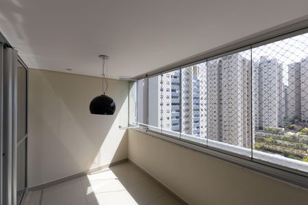 Varanda da Sala de apartamento à venda com 2 quartos, 77m² em Vale do Sereno, Nova Lima