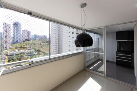 Varanda da Sala de apartamento à venda com 2 quartos, 77m² em Vale do Sereno, Nova Lima