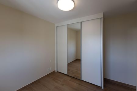 Suíte  de apartamento à venda com 2 quartos, 77m² em Vale do Sereno, Nova Lima