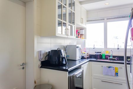 Apartamento à venda com 255m², 4 quartos e 5 vagas Apartamento à venda com 255m², 4 quartos e 5 vagasCozinha