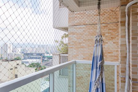 Apartamento à venda com 255m², 4 quartos e 5 vagas Apartamento à venda com 255m², 4 quartos e 5 vagasVaranda da Suíte 1