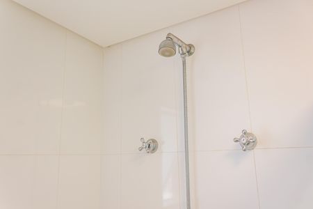 Apartamento à venda com 255m², 4 quartos e 5 vagas Apartamento à venda com 255m², 4 quartos e 5 vagasBanheiro da Suíte 2