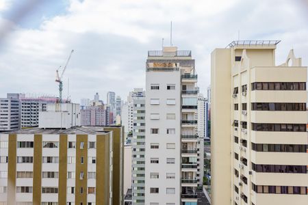 Apartamento à venda com 255m², 4 quartos e 5 vagas Apartamento à venda com 255m², 4 quartos e 5 vagasVista da Suíte 3
