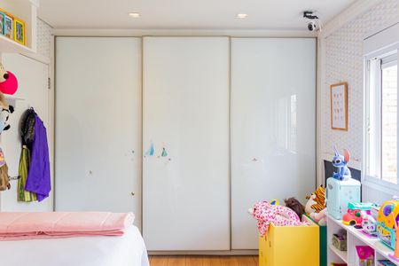 Apartamento à venda com 255m², 4 quartos e 5 vagas Apartamento à venda com 255m², 4 quartos e 5 vagasSuíte 3