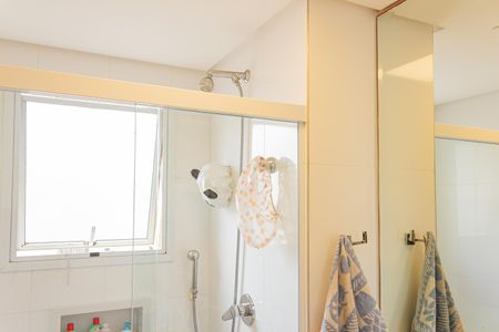 Apartamento à venda com 255m², 4 quartos e 5 vagas Apartamento à venda com 255m², 4 quartos e 5 vagasBanheiro da Suíte 3