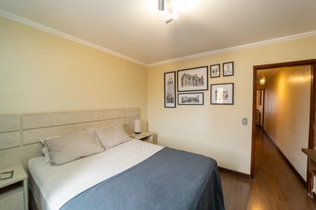 Casa à venda com 78m², 3 quartos e 2 vagasQuarto 3