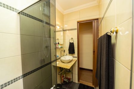 Casa à venda com 78m², 3 quartos e 2 vagasBanheiro