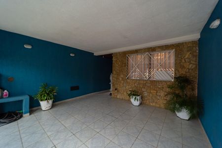 Casa à venda com 78m², 3 quartos e 2 vagasGaragem