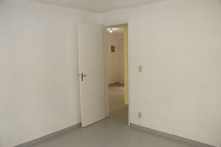 Quarto 2 de apartamento para alugar com 2 quartos, 47m² em Parque Jane, Embu das Artes
