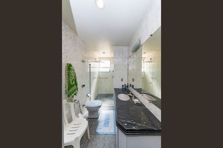 Apartamento à venda com 108m², 3 quartos e 2 vagasBanheiro Social