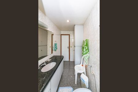 Apartamento à venda com 108m², 3 quartos e 2 vagasBanheiro Social