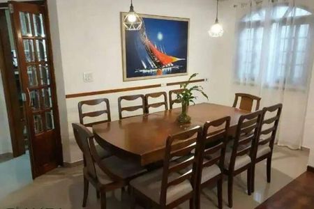 Casa à venda com 3 quartos, 180m² em Parque Terra Nova II, São Bernardo do Campo