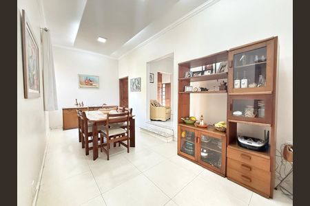 Casa à venda com 4 quartos, 255m² em Jardim America, Belo Horizonte