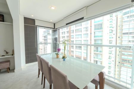 Sacada de apartamento para alugar com 1 quarto, 70m² em Consolação, São Paulo