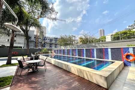 Apartamento à venda com 67m², 2 quartos e 1 vaga Apartamento à venda com 67m², 2 quartos e 1 vagaÁrea comum - Piscina