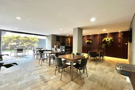 Apartamento à venda com 67m², 2 quartos e 1 vaga Apartamento à venda com 67m², 2 quartos e 1 vagaÁrea comum - Churrasqueira