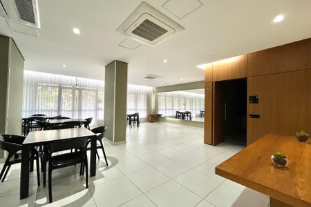 Apartamento à venda com 67m², 2 quartos e 1 vaga Apartamento à venda com 67m², 2 quartos e 1 vagaÁrea comum - Salão de festas