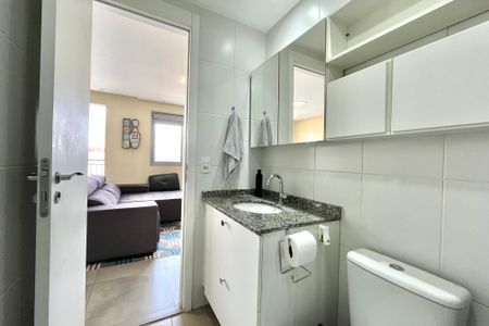 Apartamento à venda com 67m², 2 quartos e 1 vaga Apartamento à venda com 67m², 2 quartos e 1 vagaBanheiro Corredor