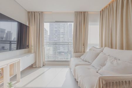 Sala de apartamento à venda com 2 quartos, 69m² em Pinheiros, São Paulo