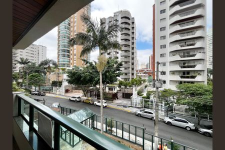 Apartamento para alugar com 158m², 4 quartos e 3 vagasVaranda da Sala