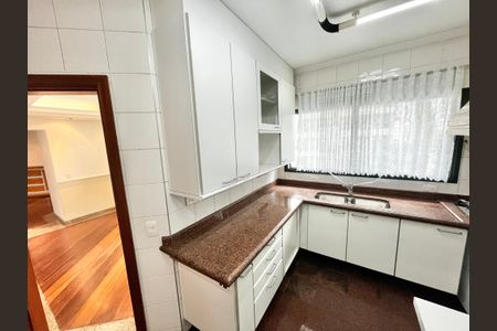 Apartamento para alugar com 158m², 4 quartos e 3 vagasCozinha