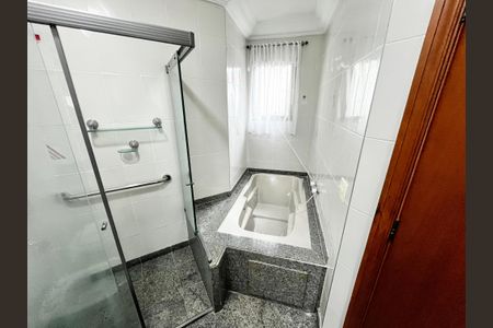Apartamento para alugar com 158m², 4 quartos e 3 vagasBanheiro da Suíte