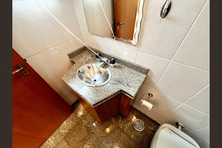 Apartamento para alugar com 158m², 4 quartos e 3 vagasLavabo