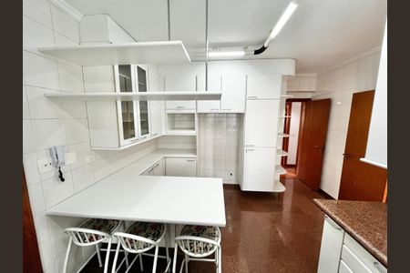 Apartamento para alugar com 158m², 4 quartos e 3 vagasCozinha