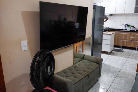 sala de apartamento para alugar com 2 quartos, 46m² em Santa Maria, Osasco