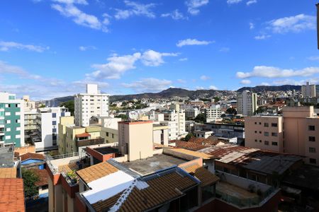 Vista do Quarto de apartamento à venda com 2 quartos, 55m² em Sagrada Família, Belo Horizonte