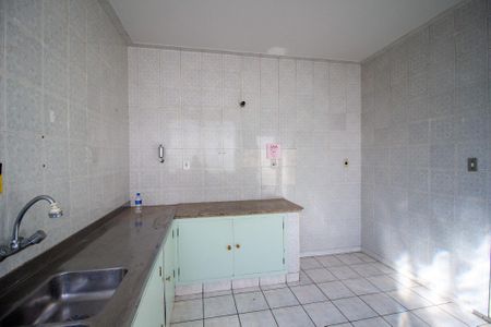 Casa para alugar com 330m², 3 quartos e 2 vagas Casa para alugar com 330m², 3 quartos e 2 vagasCozinha