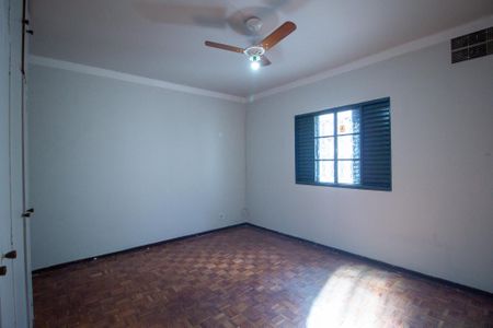 Casa para alugar com 330m², 3 quartos e 2 vagas Casa para alugar com 330m², 3 quartos e 2 vagasQuarto 1