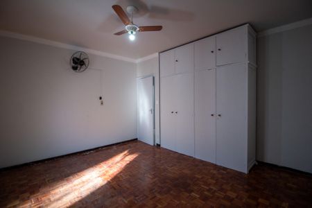 Casa para alugar com 330m², 3 quartos e 2 vagas Casa para alugar com 330m², 3 quartos e 2 vagasQuarto 1