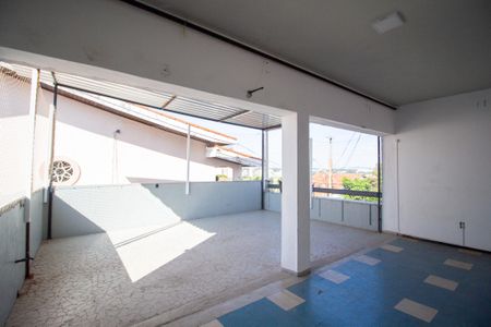 Casa para alugar com 330m², 3 quartos e 2 vagas Casa para alugar com 330m², 3 quartos e 2 vagasTerraço