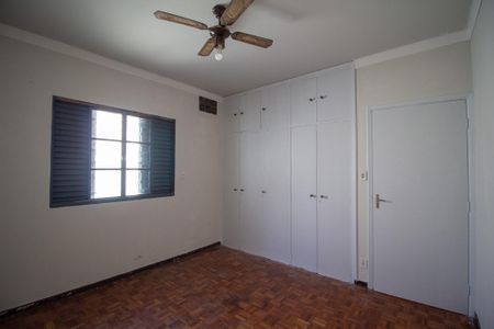 Casa para alugar com 330m², 3 quartos e 2 vagas Casa para alugar com 330m², 3 quartos e 2 vagasQuarto 3