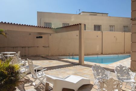 Apartamento à venda com 71m², 3 quartos e 1 vaga Apartamento à venda com 71m², 3 quartos e 1 vagaPiscina