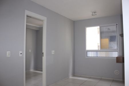 Sala de apartamento para alugar com 2 quartos, 37m² em Vila Flora, Guarulhos
