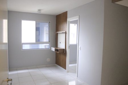 Sala de apartamento para alugar com 2 quartos, 37m² em Vila Flora, Guarulhos