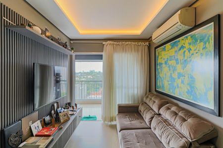 Sala de apartamento à venda com 2 quartos, 75m² em Caxingui, São Paulo