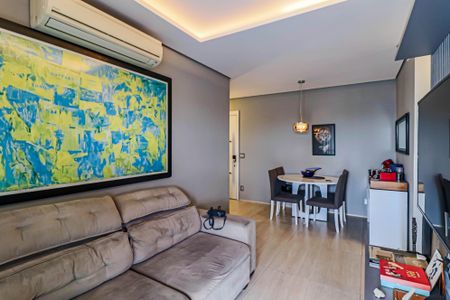 Sala de apartamento à venda com 2 quartos, 75m² em Caxingui, São Paulo