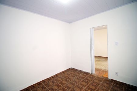 Quarto de casa para alugar com 1 quarto, 40m² em Penha, Rio de Janeiro