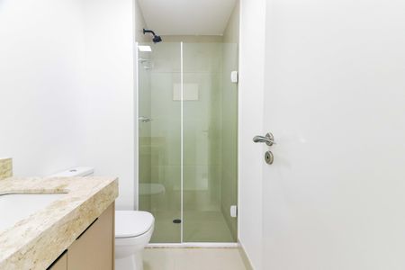 Banheiro de apartamento para alugar com 2 quartos, 69m² em Butantã, São Paulo