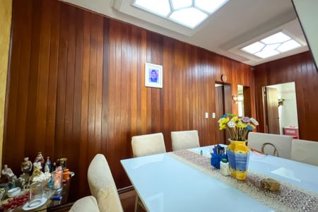 Casa à venda com 185m², 5 quartos e 3 vagasSala de Jantar