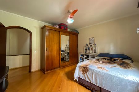 Casa à venda com 185m², 5 quartos e 3 vagasQuarto 3