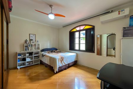 Casa à venda com 185m², 5 quartos e 3 vagasQuarto 3