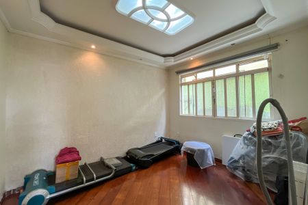 Casa à venda com 185m², 5 quartos e 3 vagasQuarto 1