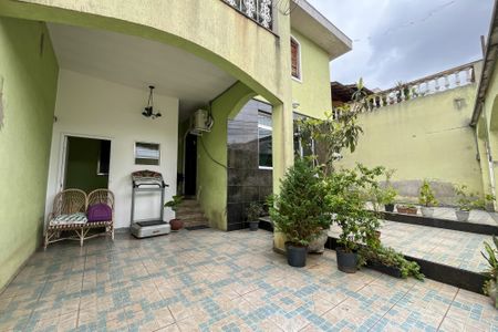 Casa à venda com 185m², 5 quartos e 3 vagasGaragem